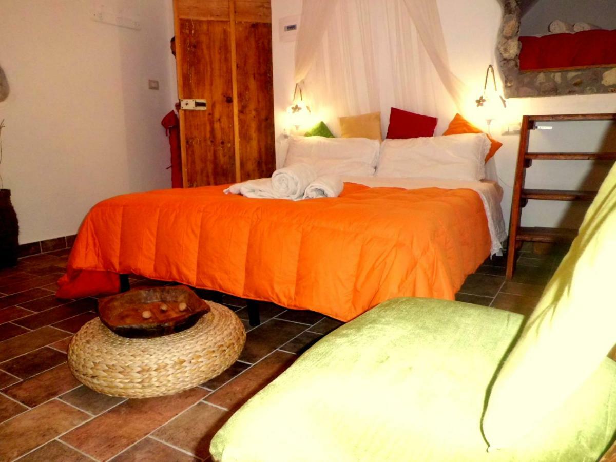 Agriturismo Su'E Lentu Bosa Kültér fotó